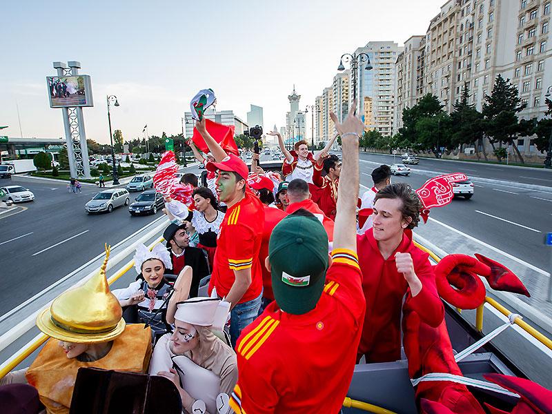 Bakıda personajların növbəti paradı keçirilib